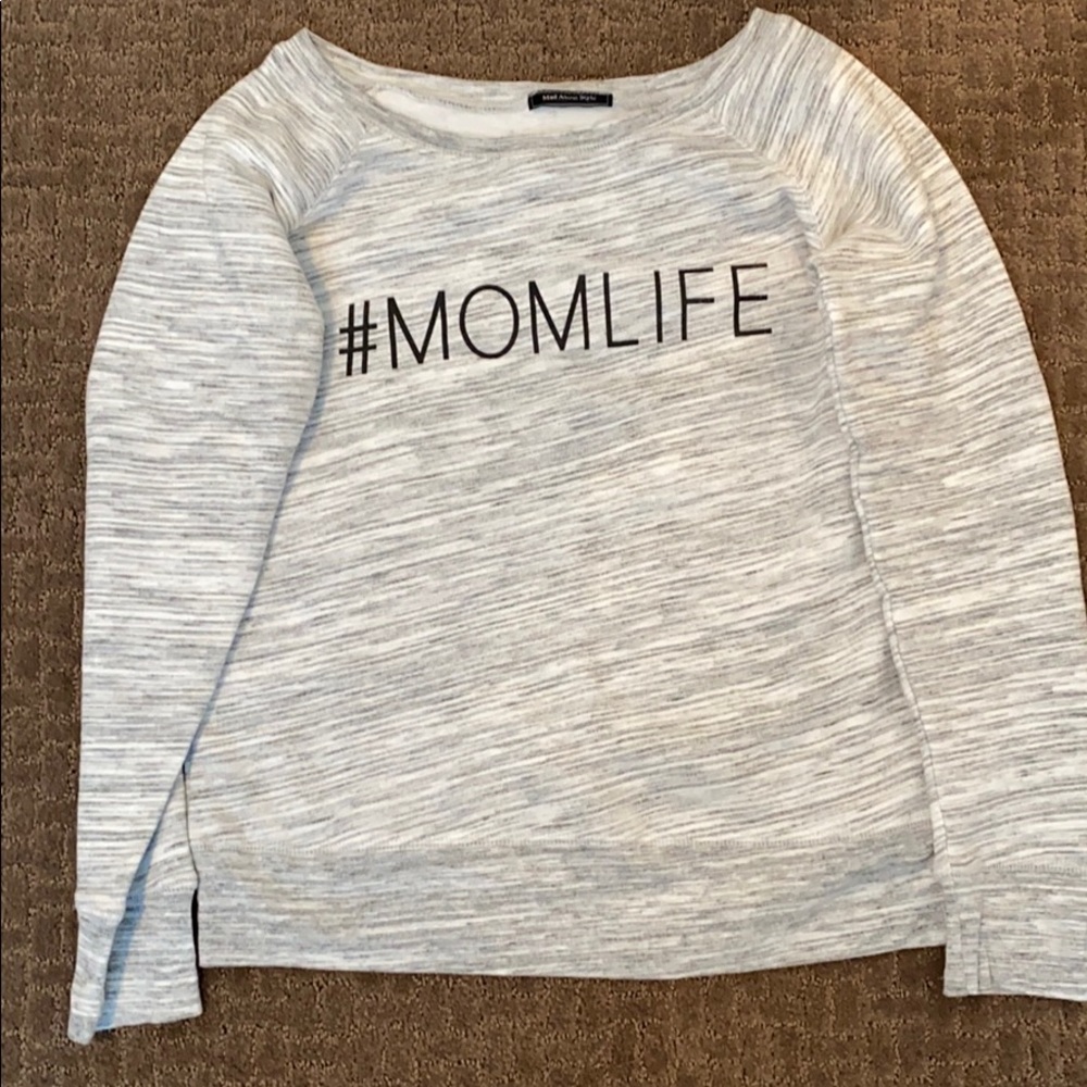 #momlife crew neck.